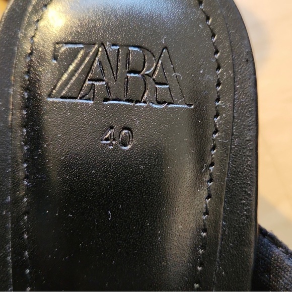 Brand new size 9, with tags in perfect condition. Unfortunately, I’m an 8.5. - Picture 6 of 7